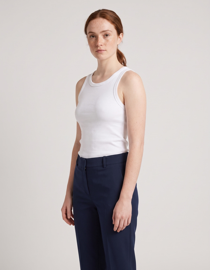 Zoe, AI fashion model — view 2